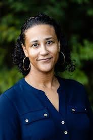 Sharifah Robinson's Instagram, Twitter & Facebook