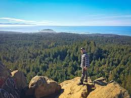 By pacific nw / nor cal surveyor 4. Standing With Strawberry Rock News North Coast Journal