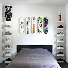 Beri hiasan patung kepala rusa. 8 Pilihan Desain Kamar Tidur Paling Efektif Bikin Cowok Betah Arsitag Com Line Today