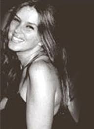 Mourinho cũng có thói "trăng hoa"