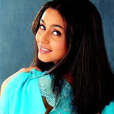 25 साल पहले 17 साल की रानी ने जब पहनी इतनी छोटी ड्रेस, देखकर हो गई थीं  हैरान - Rani mukherjee talks about kuch kuch hota hai song koi mil gaya  short