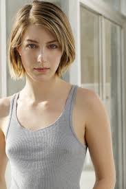 Laura Seay, 32, 5' 7" tall, actress, beautiful face. Our Third Wheel  option, along with Hope Hicks, Maiara Walsh, and Willa Holland. GOOD  INNOCENTS.