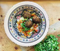 Vegane Hackfleischballchen In Wurziger Curry Sauce Hackfleischballchen Wurzig Curry