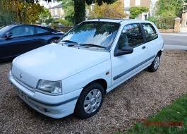 Image result for Bleu Topaze 1995 Renault