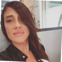 Lisa Bartolini's Instagram, Twitter & Facebook