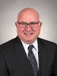 Wolf steps down as FSCCM president