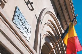 92/1992 pentru organizarea judecătorească și funcționează efectiv începând cu data de 1 iulie 1993. DupÄƒ Curtea De Apel Coronavirus Si La JudecÄƒtoria Ploiesti Ziarul Prahova