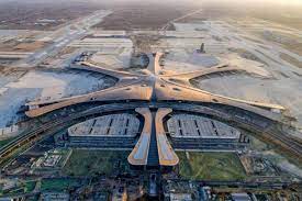 Acest avion aterizează pe aeroportul din metropola los angeles în california, care a ajuns la 84,56 de milioane de pasageri în 2017. E Oficial Acesta Este Cel Mai Mare Aeroport Din Lume Video B1 Ro