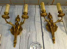 Shop the latest vintage brass wall sconces and choose from top modern and contemporary designer brands at ylighting. Ic0868 Antique Brass Wall Sconces Prop Rental Only Legacy Vintage Building Materials Antiques