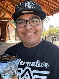 I'm Robert I'm form Long Island New York but been in Va since I was 15 I'm  27 now, just looking to connect and meet others from