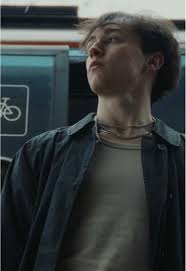 Louis Donovan's Instagram, Twitter & Facebook