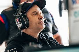 Geoffrey Slater's Instagram, Twitter & Facebook