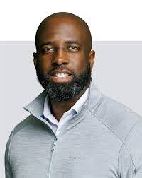 Carolyn Dileo's Instagram, Twitter & Facebook