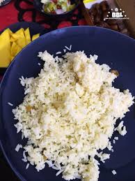 Masukkan daun pandan, kiub ayam dan serbuk kunyit. Resepi Cara Masak Nasi Minyak Guna Beras Biasa Mudah Sedap Berlemak Budak Bandung Laici