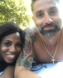 Paula Paxton's Instagram, Twitter & Facebook