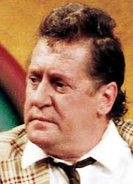 Kurt Olsson leder allsång