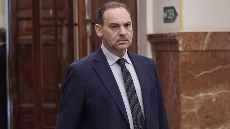 La renuncia de Ábalos a su escaño de diputado conlleva que el caso Koldo pase a la Audiencia Nacional - Confilegal