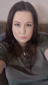 Hannah Groves (@hannahgroves2)