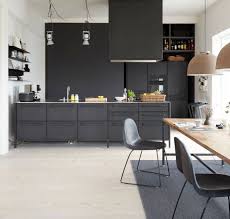 zwarte keuken met scandinavisch design vipp kitchen concept open keuken keuken interieur keukenstijl