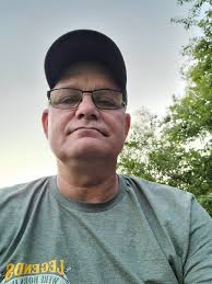 52 years old. Menomonie Wisconsin. 5/26/2024 I celebrated 1 year of  sobriety.