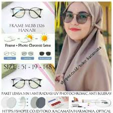 Mengenakan kacamata resep dan kacamata hitam di musim panas bisa sangat lensa photochromic terlihat seperti lensa biasa yang jelas ketika di dalam ruangan, tetapi. Kacamata Pria Wanita Antiradiasi Paket Kacamata Photochromic Kacamata Blueray Kacamata Computer Shopee Indonesia