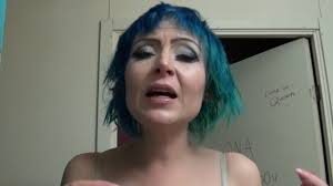 Fiona Beck -exiä hyppii jaloissa