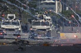 Everyone is welcome to participate regardless of political perspective. Clashes Rock Venezuela As Guaido Maduro Vie For Power