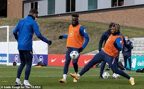 The main training camps in scotland were fully booked because we qualified so late. England Boss Southgate Welcomes Sancho And Abraham Back Into The Fold Ahead Of Belgium Clash Aktuelle Boulevard Nachrichten Und Fotogalerien Zu Stars Sternchen