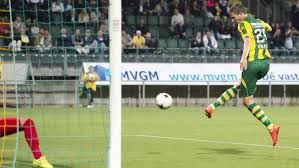 ˈɡoː əˈɦɛt ˈiɡəls) are a dutch football club from deventer, playing in the eerste divisie. Go Ahead Eagles