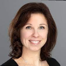 Julia Simovsky's Instagram, Twitter & Facebook