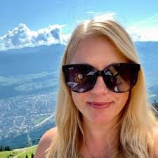 Rebecca Imhoff (@RebeccaAImhoff)