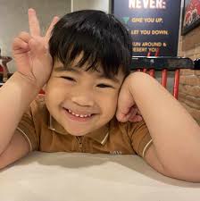 Lolllipops and Roses at Burong Talangka ** A 1975 Nora Aunor and Cocoy  Laurel movie