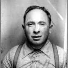 Erwin Everett Wagner was born #otd in 1900 in Yonkers, New York to a Jewish  Polish-American family. Erwin (who also went by Everett) attended Columbia  University and studied Economics and History. He