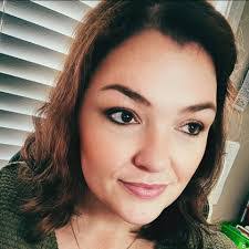 Dixie Boswell's Instagram, Twitter & Facebook