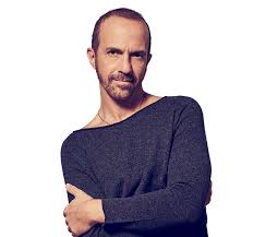 Calogero, de son vrai nom calogero joseph salvatore maurici, est un chanteur, compositeur et musicien calogero se fait alors appeler « charly ». Nostalgie Belgique Decouvrez La Biographie De Calogero