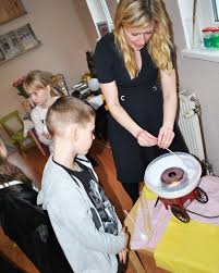 Während dieser speisen mit freunden stellen sie euch fragen. Harry Potter Party 2 0 Noch Mehr Spiele Diy S Rezepte Bunter Familienblog Zicklein Bockchen