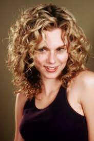 Season 1 Photo Set 1 014 Othwebnet Photo Gallery Curly Hair Styles Natural Curls Hairstyles Medium Curly Hair Styles