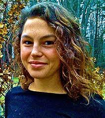 Haley Estabrook's Instagram, Twitter & Facebook