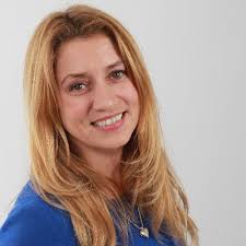 Sara Yates (@SaraJayneYates)