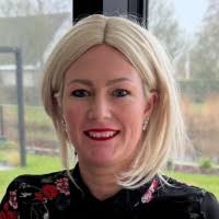 400+ "Nancy De With" profiles