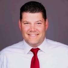 Recruiters/hiring managers please close the loop with people who have taken  the time to apply or interview with you (your company).