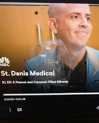 TUESDAY! This is my last show of the year (and also the most near and dear  to my heart of all the shows I've ever done.) 8pm at Groundlings. Link in  biooooooo!