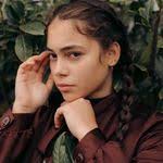 Felicia Leoni's Instagram, Twitter & Facebook