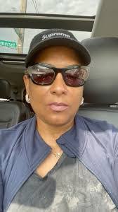 Vonda Evans's Instagram, Twitter & Facebook