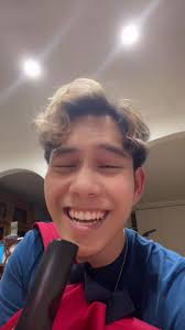 English or Vietnamese Clap Mom Steven