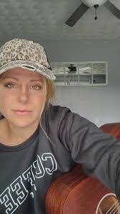 Miranda Goodwin's Instagram, Twitter & Facebook