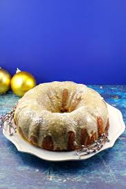 29 christian gifts for men he'll use all year. Amazing Christmas Cakes 15 Easy Xmas Cake Recipes