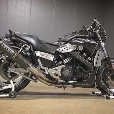 chessrider さんからの 真横バトン の提出です 前後スタンド装着状態を撮りたくて自宅マンション内で vmax vmax1200 真横バトン バイク バイクライフ バイクのある風景 バイクのある人生 バイカー 美容師バイカー yamaha vmax monster bike super bikes