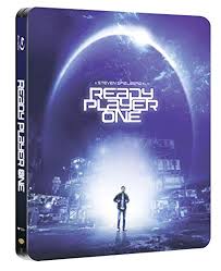 Nel 2045, anno in cui il mondo sta per collassare sull'orlo del caos, le persone hanno trovato la salvezza nell'oasis, un enorme universo di realtà virtuale creato dal brillante ed eccentrico james halliday. M Media Amazon Com Images I 41wqgj9ln5l Sl500