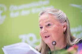 PILGRIMS ON THE PATH OF PEACE PILGRIMS ON THE PATH OF PEACE